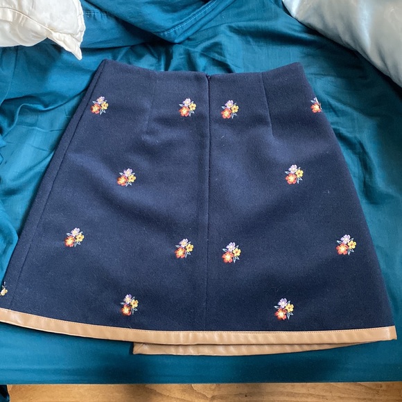 Wool Skirt - Picture 2 of 3